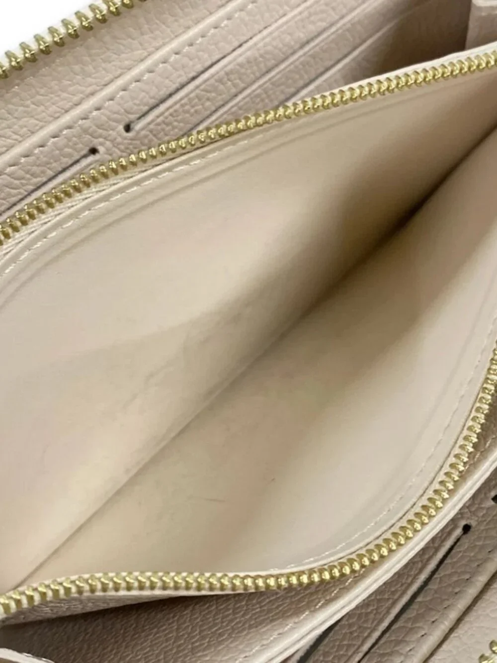 LOUIS VUITTON Zippy Wallet Quartz Couture RFID : confirmed Long Wallet